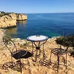 Al Algarve - Local Com Excelente Localizacao 아파트 *