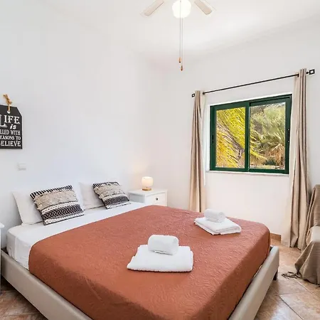 Al Algarve - Local Com Excelente Localizacao Apartament