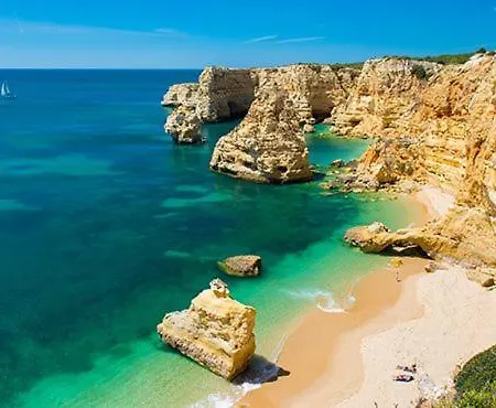 Al Algarve - Local Com Excelente Localizacao Апартаменты