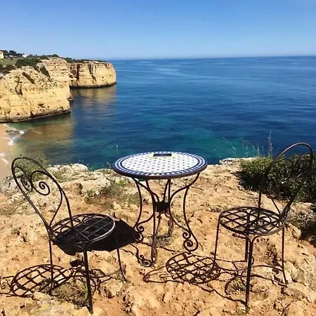 Al Algarve - Local Com Excelente Localizacao Апартаменты *