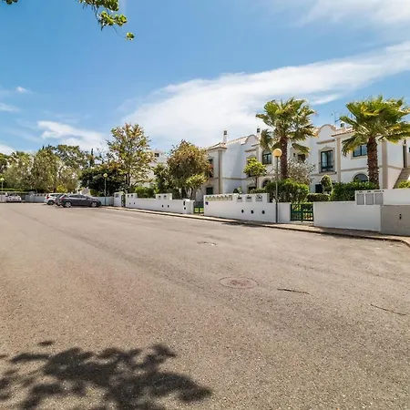 Al Algarve - Local Com Excelente Localizacao * Карвоейру