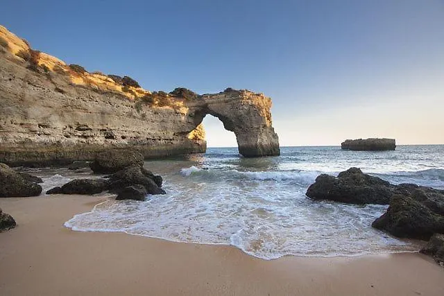 Al Algarve - Local Com Excelente Localização *
