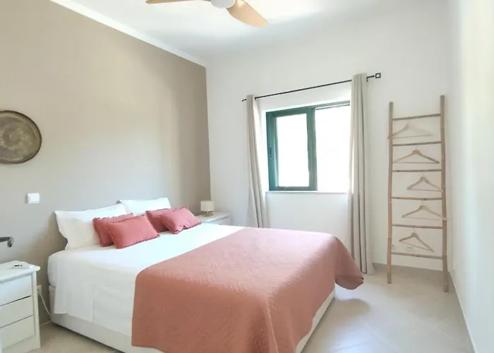 Al Algarve - Local Com Excelente Localização Carvoeiro (Lagoa)